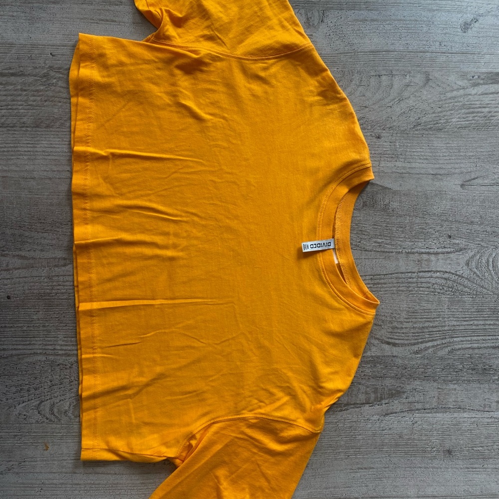 H&M Divided Mustard Yellow Tee